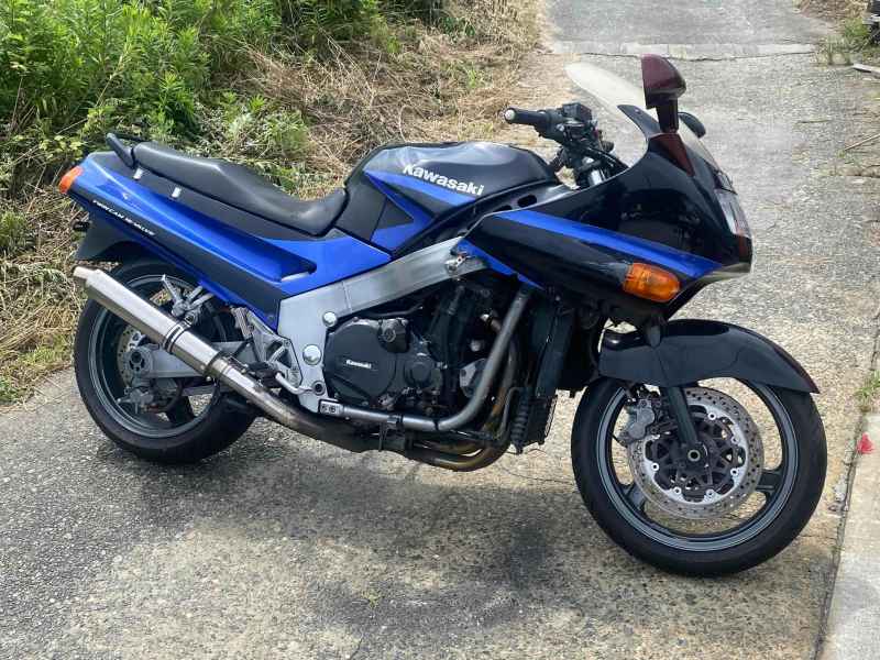 Kawasaki ZZR1100