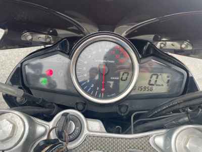 Suzuki GSR250
