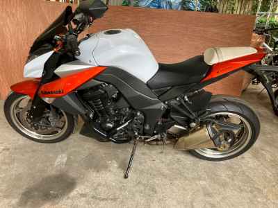 Kawasaki Z1000 2013