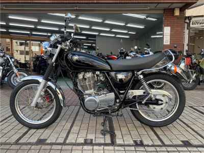 Yamaha SR400 2016