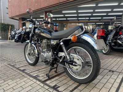 Yamaha SR400 2016