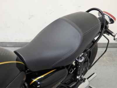 Kawasaki W800 2022