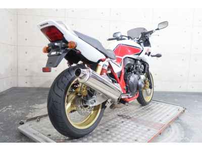 Honda CB400SFV 2011