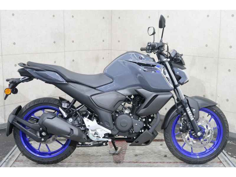 Yamaha FZS-FI 2025