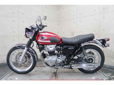 Kawasaki W800 2022
