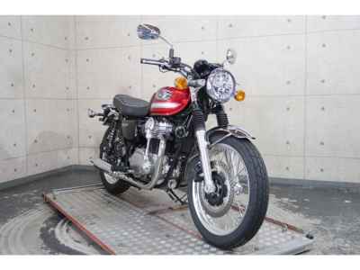 Kawasaki W800 2022