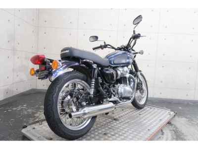 Kawasaki W800 2023