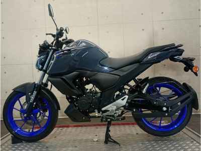 Yamaha FZS-FI 2025