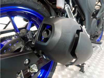 Yamaha FZS-FI 2025