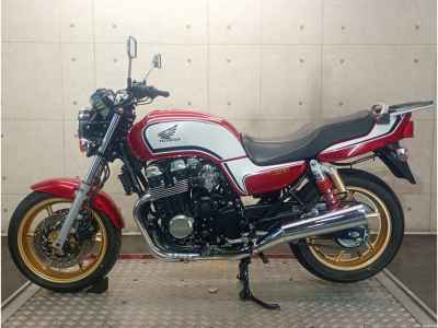 Honda CB750 2010