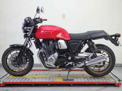 Honda CB1100 2021