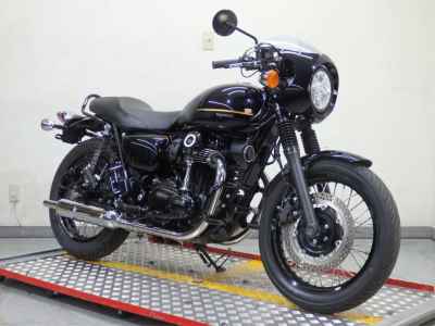 Kawasaki W800 Cafe 2022
