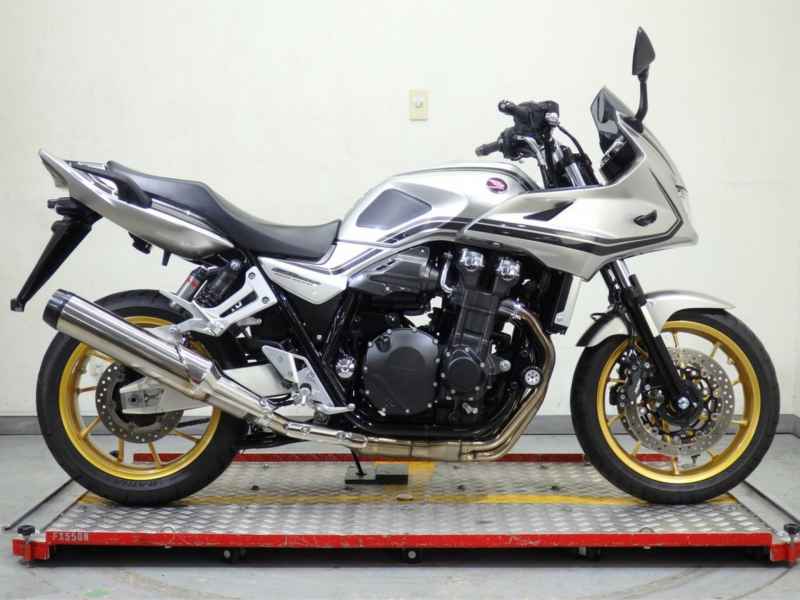 Honda CB1300SF 2021