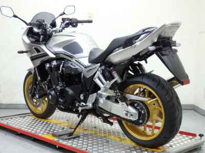 Honda CB1300SF 2021