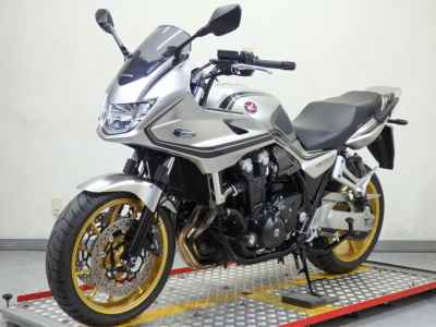 Honda CB1300SF 2021