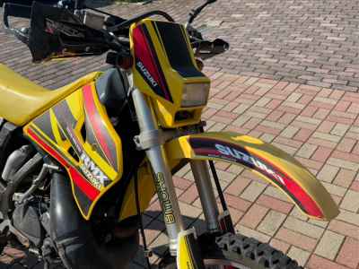 Suzuki RMX250S