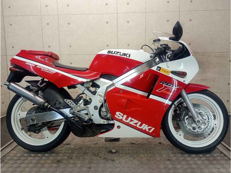 Suzuki RGV250