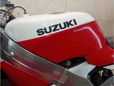 Suzuki RGV250