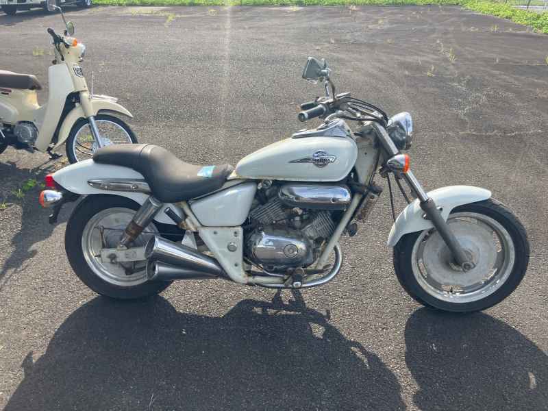 Honda V- Twin Magna