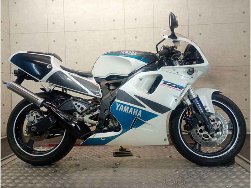 Yamaha TZR250R