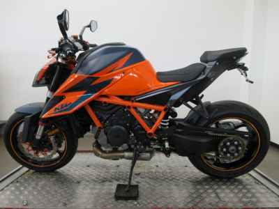 KTM 1290 Super Duke R 2021