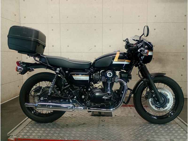 Kawasaki W800 Cafe 2023