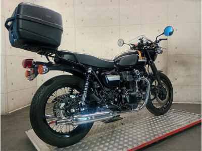 Kawasaki W800 Cafe 2023