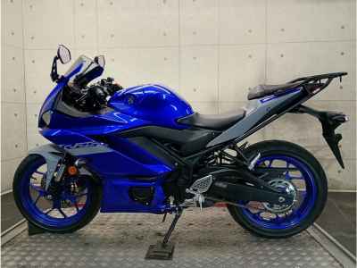 Yamaha YZF-R25 2021