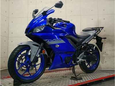 Yamaha YZF-R25 2021