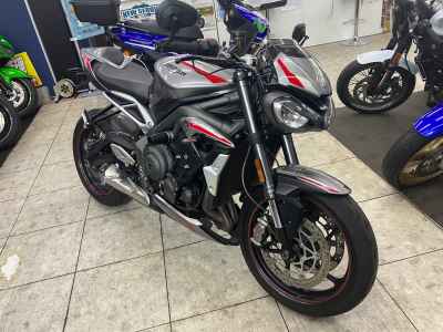 Triumph Street Triple R 2019