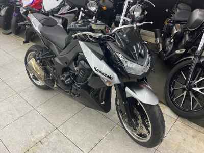 Kawasaki Z1000 2010