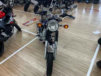 Yamaha SR400 2021