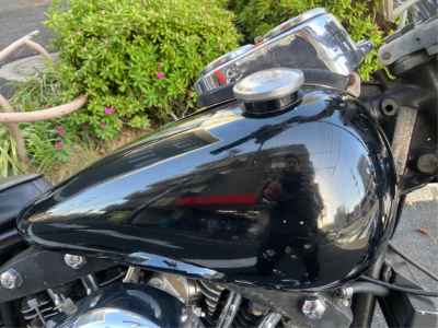 Harley-Davidson FXS 2023