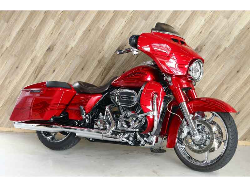 Harley-Davidson Street Glide FLHXSE1800 2016