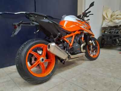 KTM 1290 Super Duke R 2022