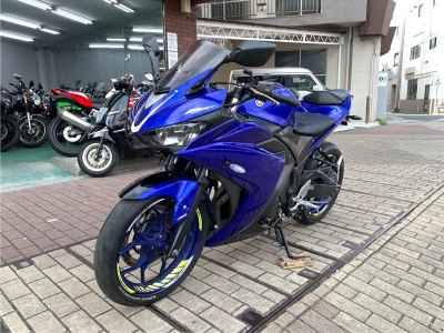 Yamaha YZF-R25 2016