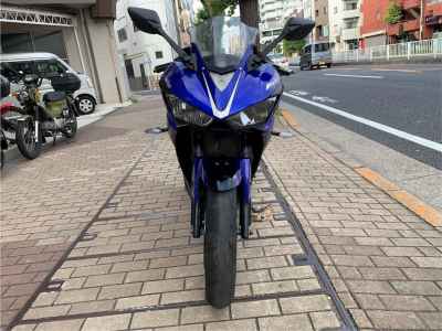 Yamaha YZF-R25 2016