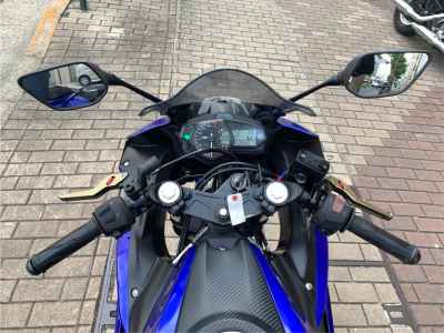Yamaha YZF-R25 2016