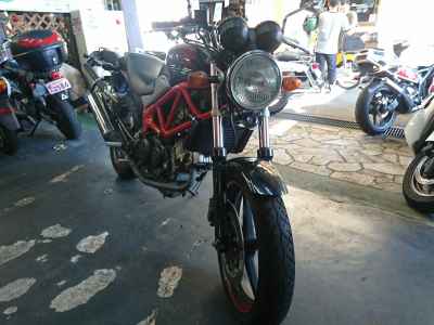 Honda VTR250 2011