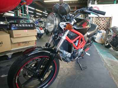 Honda VTR250 2011