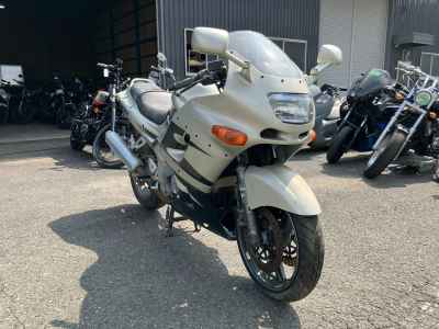 Kawasaki ZZR400