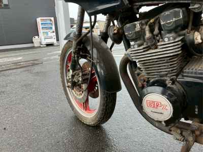 Kawasaki GPZ400