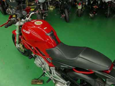 Ducati Monster 400 2005
