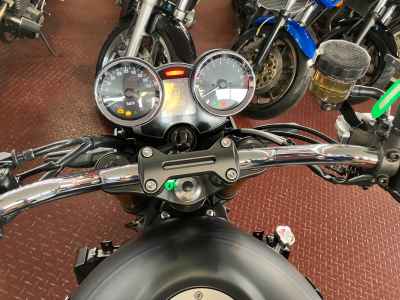 Kawasaki Z900RS 2025