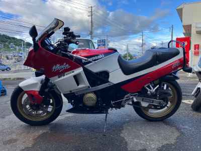 Kawasaki GPZ600R