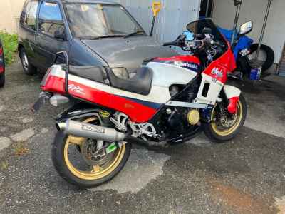 Kawasaki GPZ600R