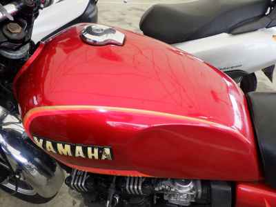 Yamaha XJ550