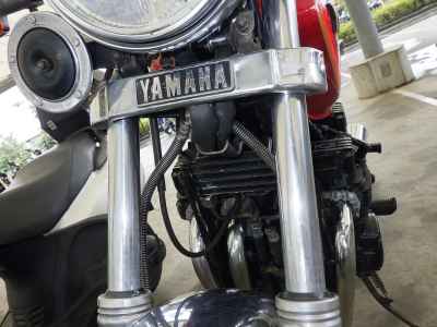 Yamaha XJ550