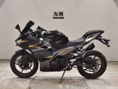 Kawasaki Ninja 400 2022