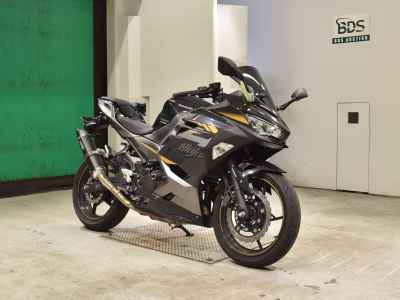 Kawasaki Ninja 400 2022